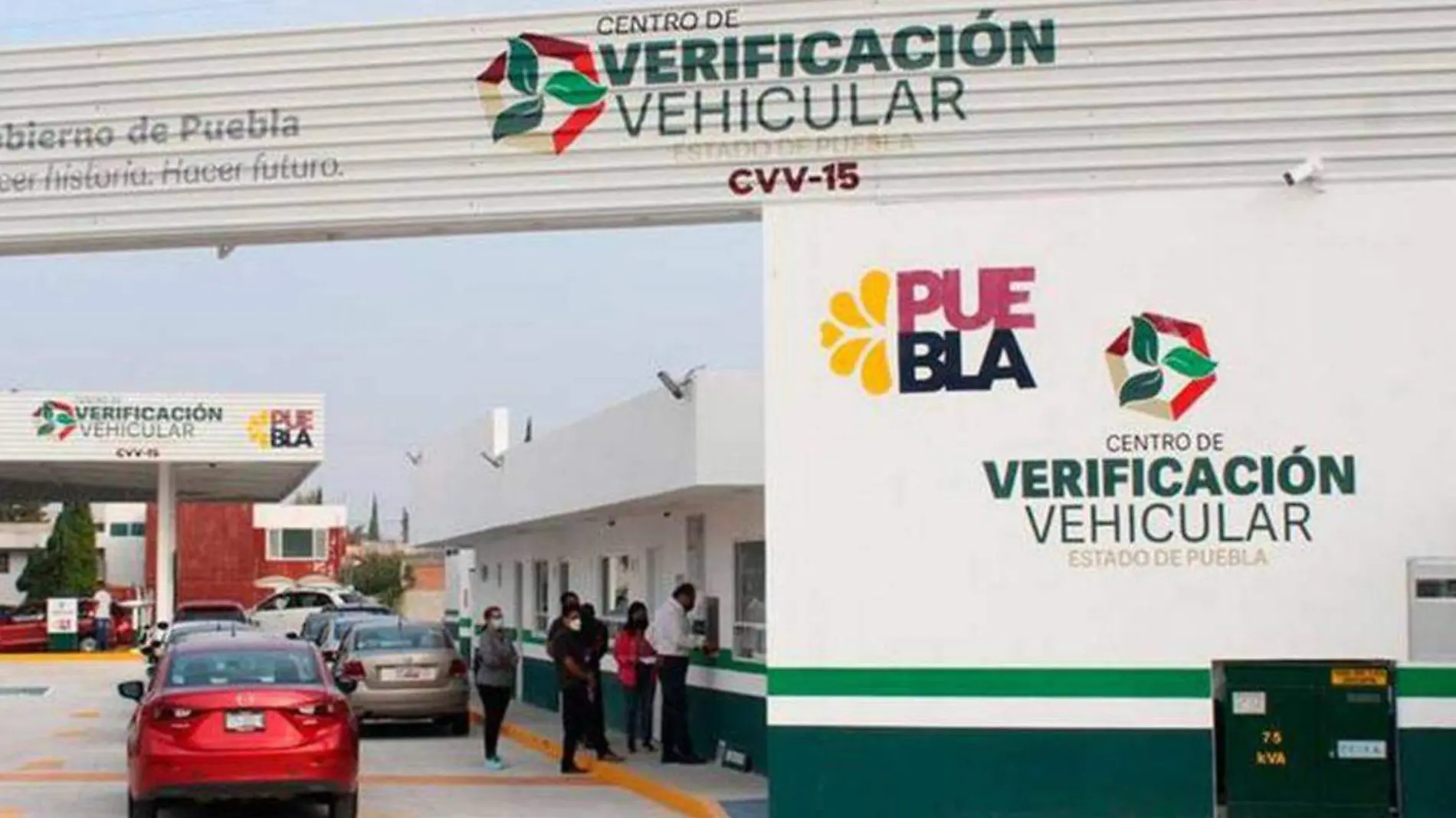 El Gobierno de Puebla denunció penalmente a una persona que ofrecía engomados de verificación apócrifos